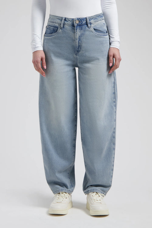 Fani Barrel Leg Jean