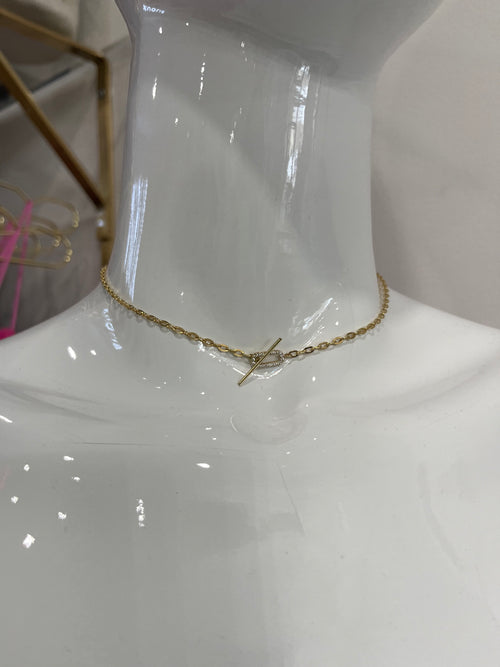 Gold link clasp necklace/choker