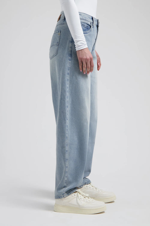 Fani Barrel Leg Jean