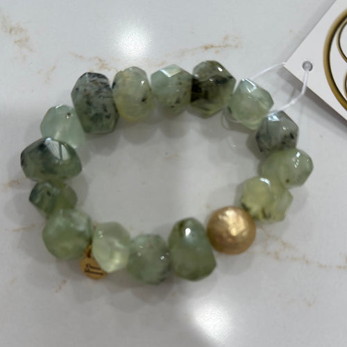 Oriana green quartz nugget with hammered gold accent